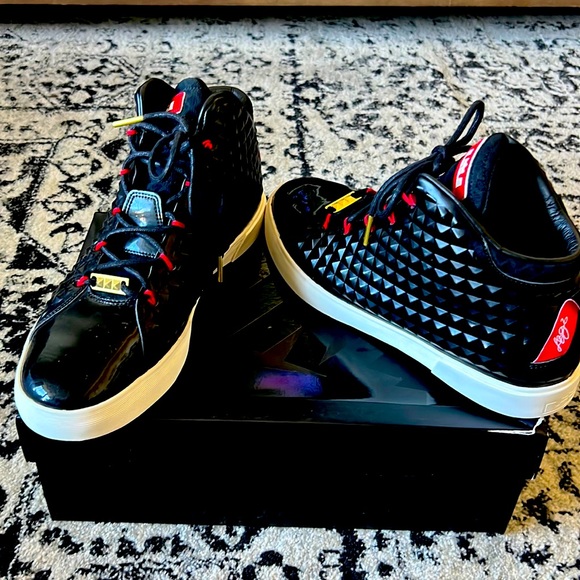 Nike - Lebron